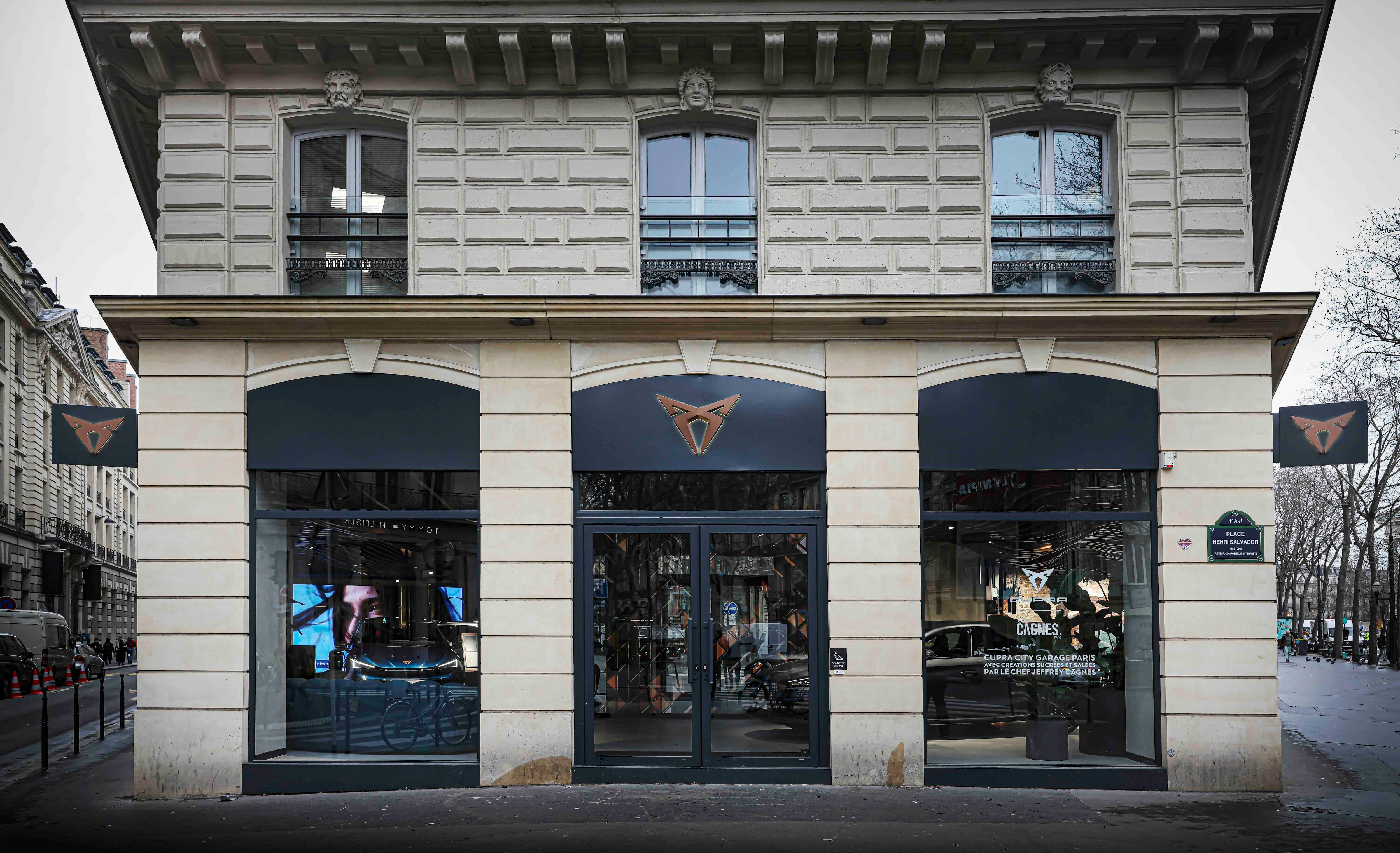 Découvrez le CUPRA City Garage Paris