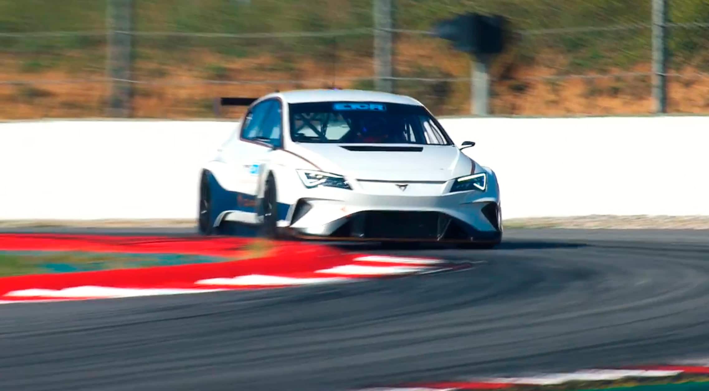 CUPRA e-Racer blanc, gris et bronze CUPRA e-Racer blanc, gris et bronze