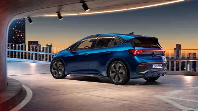 CUPRA Born 2025 3/4 arrière - Offres de voitures électriques