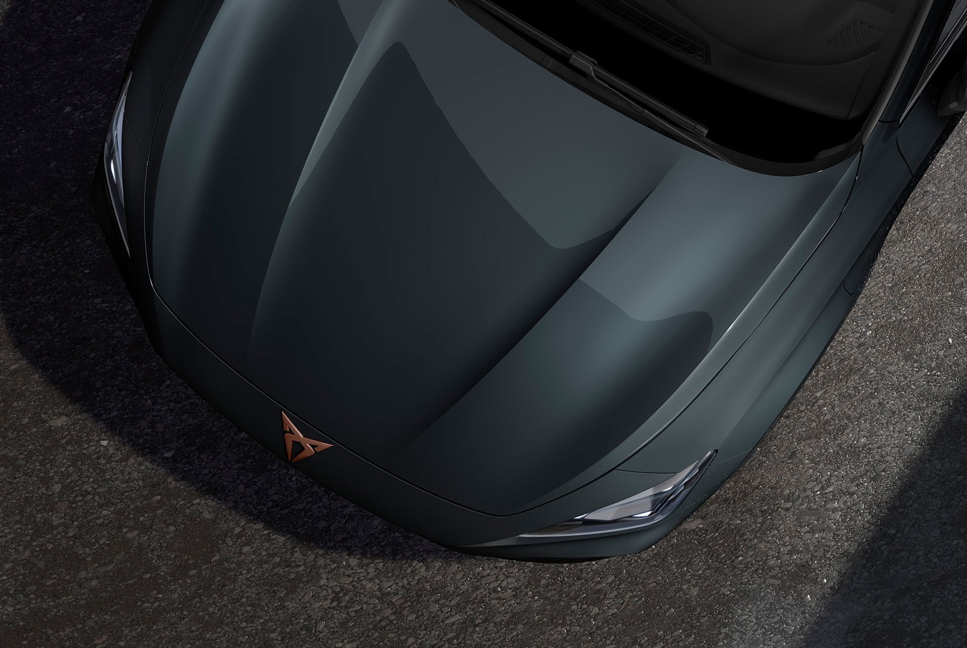 Vue du dessus du nouveau CUV CUPRA Formentor 2024 en Bleu Fjord