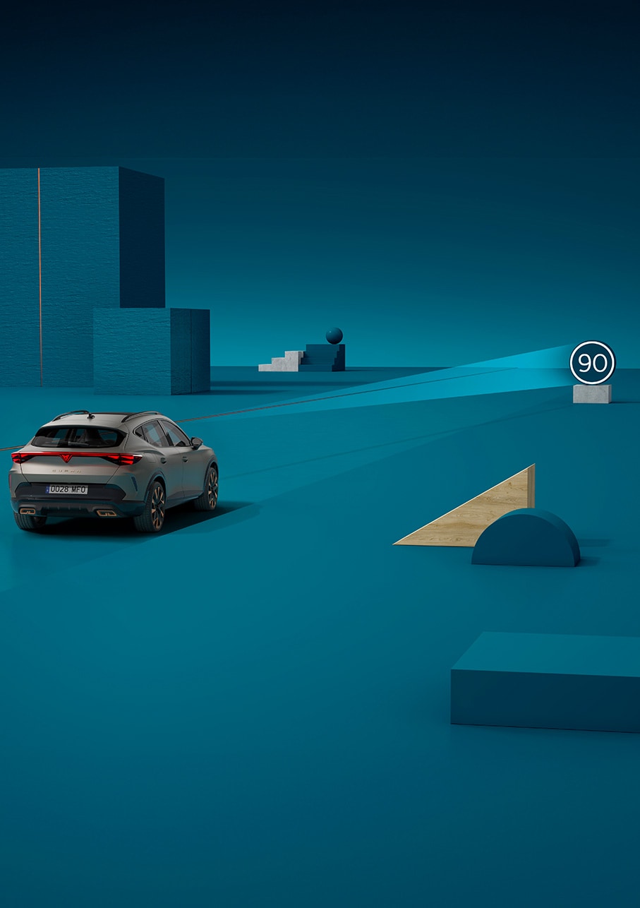 Démonstration du système de reconnaissance des panneaux de signalisation du nouveau CUPRA Formentor 2024, sur fond bleu.