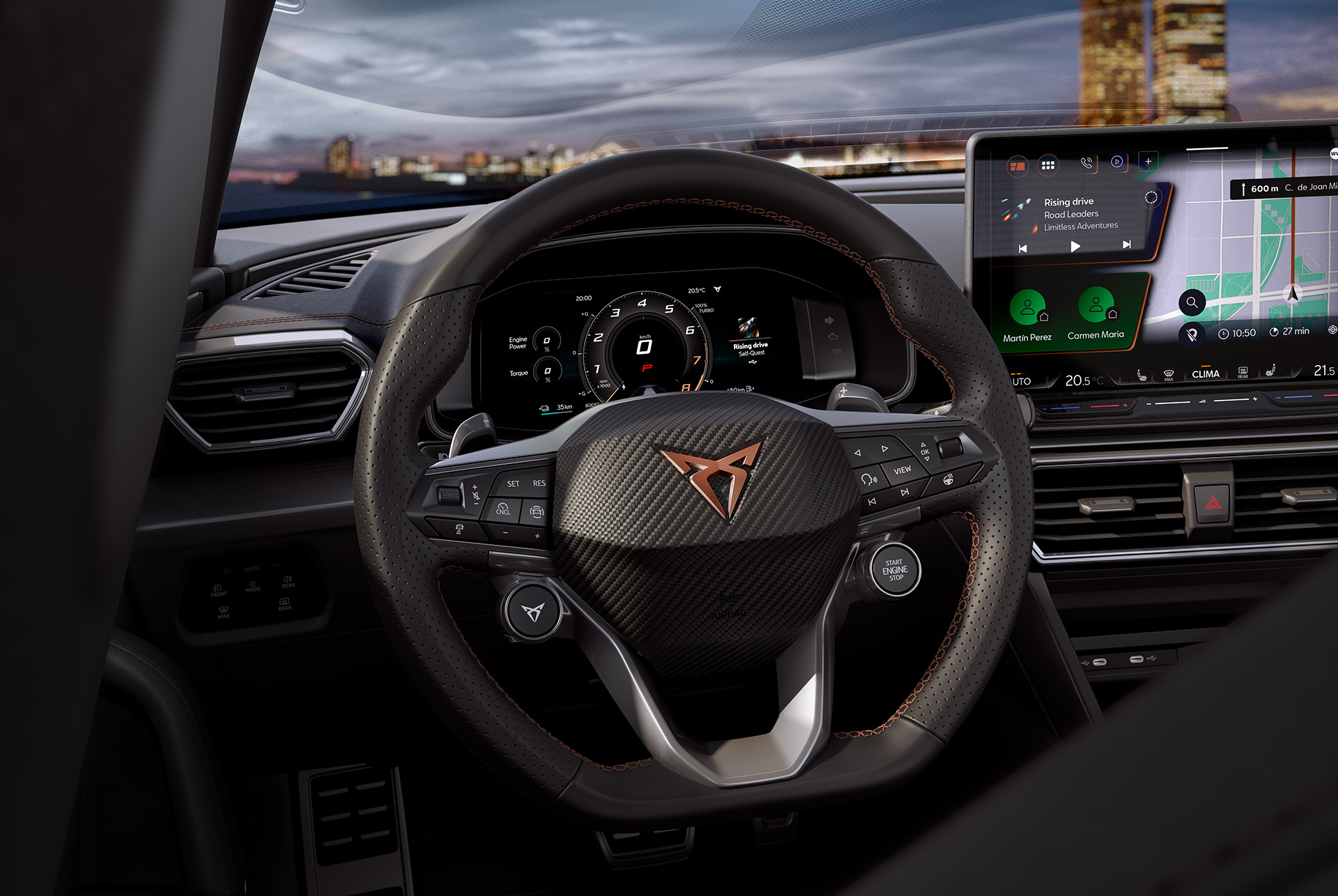 Vue intérieure de la nouvelle CUPRA Leon Sportstourer 2024 Bleu Fjord avec volant et système de navigation