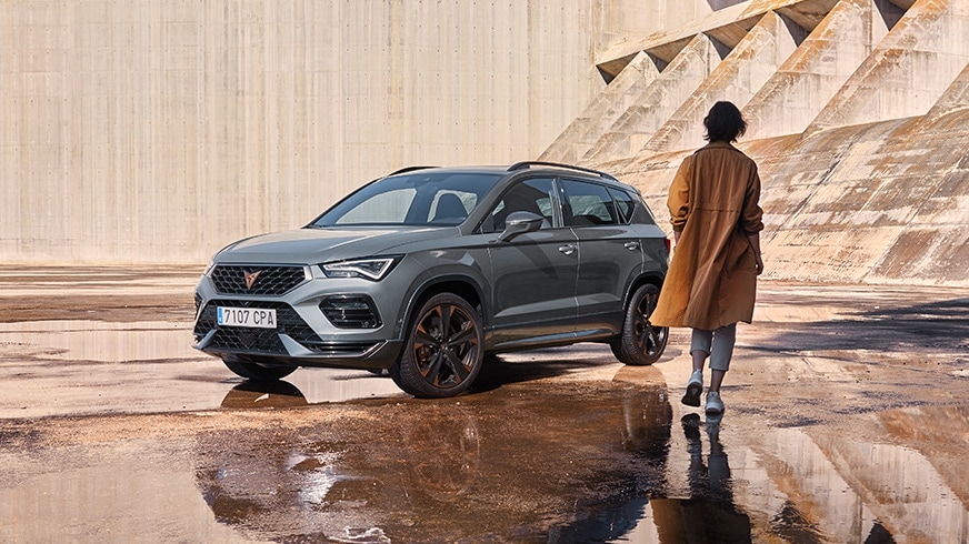 cupra-ateca-2020-couleur-gris-rodium-avec-feux-full-led
