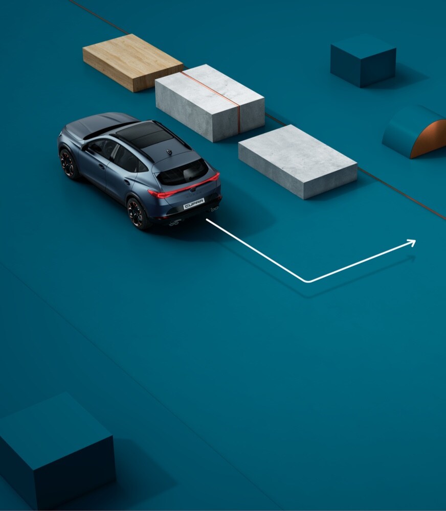 Nouvelle%20CUPRA%20Leon%20Sportstourer%20eHybrid,%20voiture%20de%20sport%20familiale%20avec%20fonction%20d%27aide%20au%20stationnement