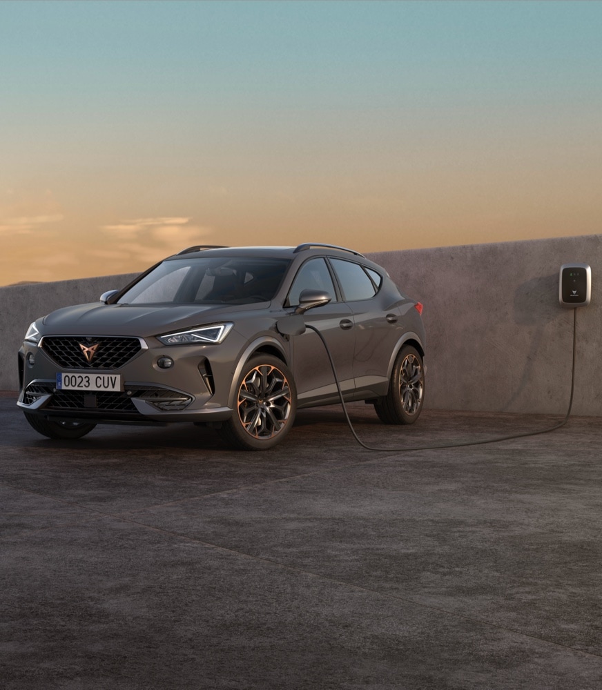 Nouvelle%20cupra%20formentor%20e-hybrid%20rechargeable%20en%20charge