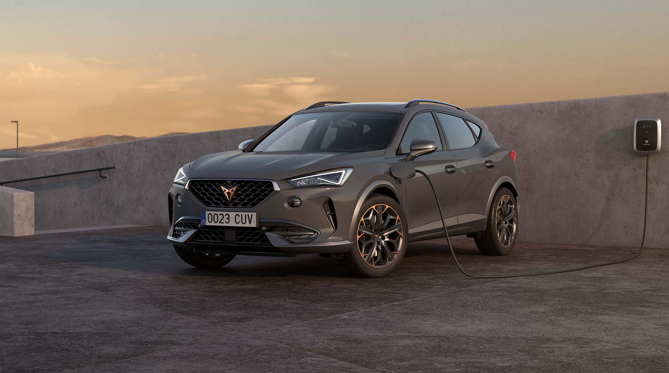 new cupra formentor suv coupe high performance 1.4 tsi e-hybrid phev with 245 horsepower