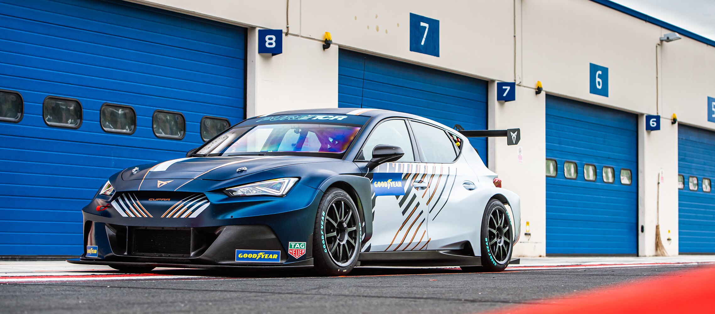 CUPRA prend le départ du PURE ETCR