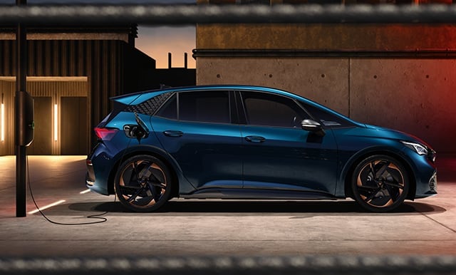passez à l'électrique avec la cupra born et cupra subscribe